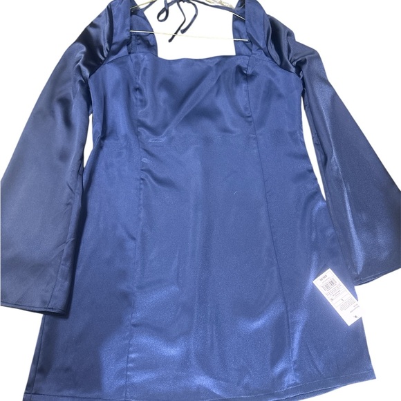 Elegant Navy Blue Silk Dress - Picture 5 of 6